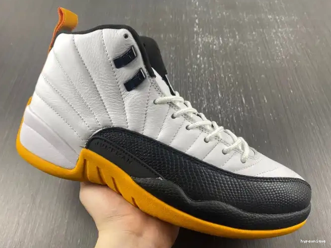 HYPE Years Air Jordan in China 25 DR8887-100 12 0608